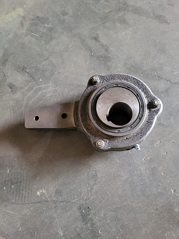 Подшипниковый узел главного вала с эксцентриком К-527,К547: купить в Нижнем Новгороде