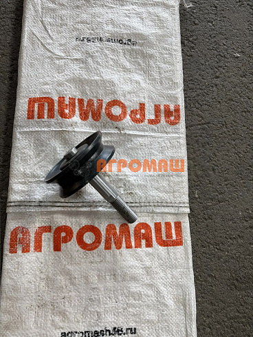 Ролик опорный К-547 с коротким валом: купить в Нижнем Новгороде