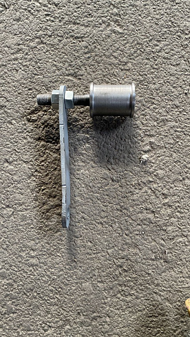 Ролик поддержки цепи в сборе с кронштейном К 527: купить в Нижнем Новгороде