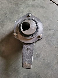 Подшипниковый узел главного вала с эксцентриком К-527,К547: купить в Нижнем Новгороде