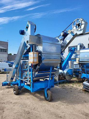 Очиститель вороха самопередвижной ОВС-25 ЦИНК: купить в Нижнем Новгороде