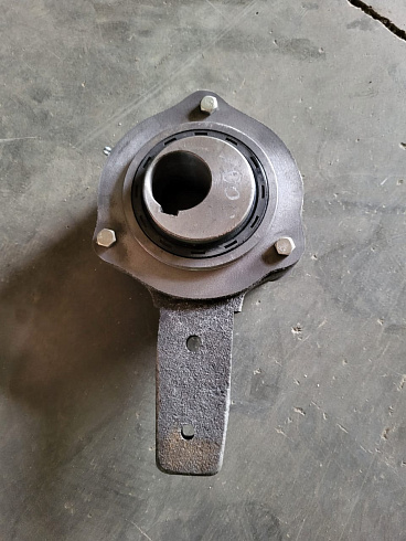 Подшипниковый узел главного вала с эксцентриком К-527,К547: купить в Нижнем Новгороде