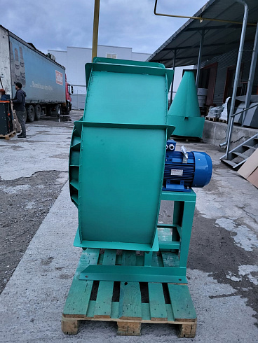 Вентилятор с двигателем 11 кВт 1500 об. К527 К547: купить в Нижнем Новгороде